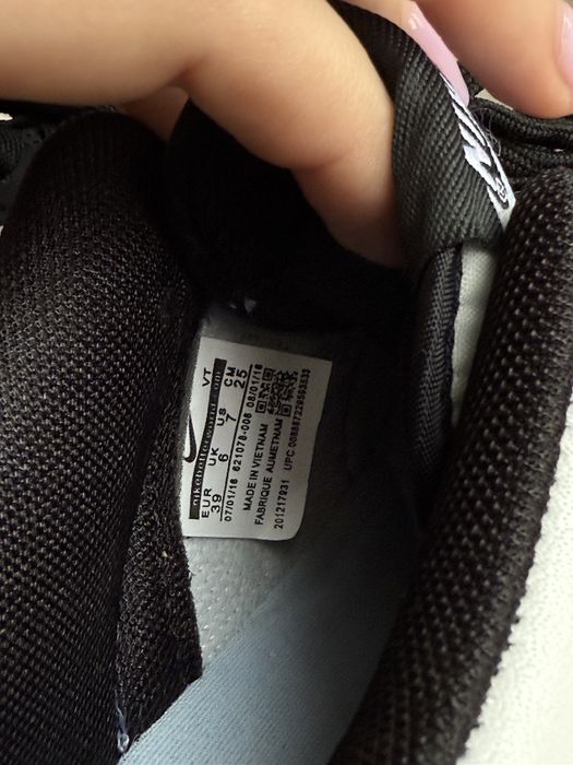 Кросівки жіночі Nike SB Dunk Low White Black