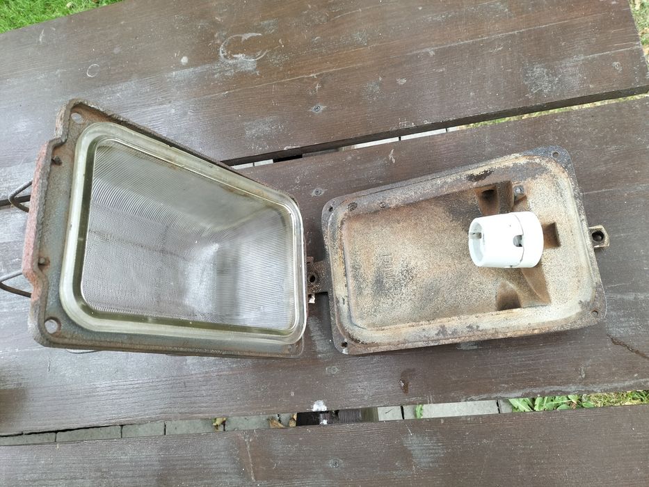 Lampa oprawa kanałowa przemysłowa loft vintage