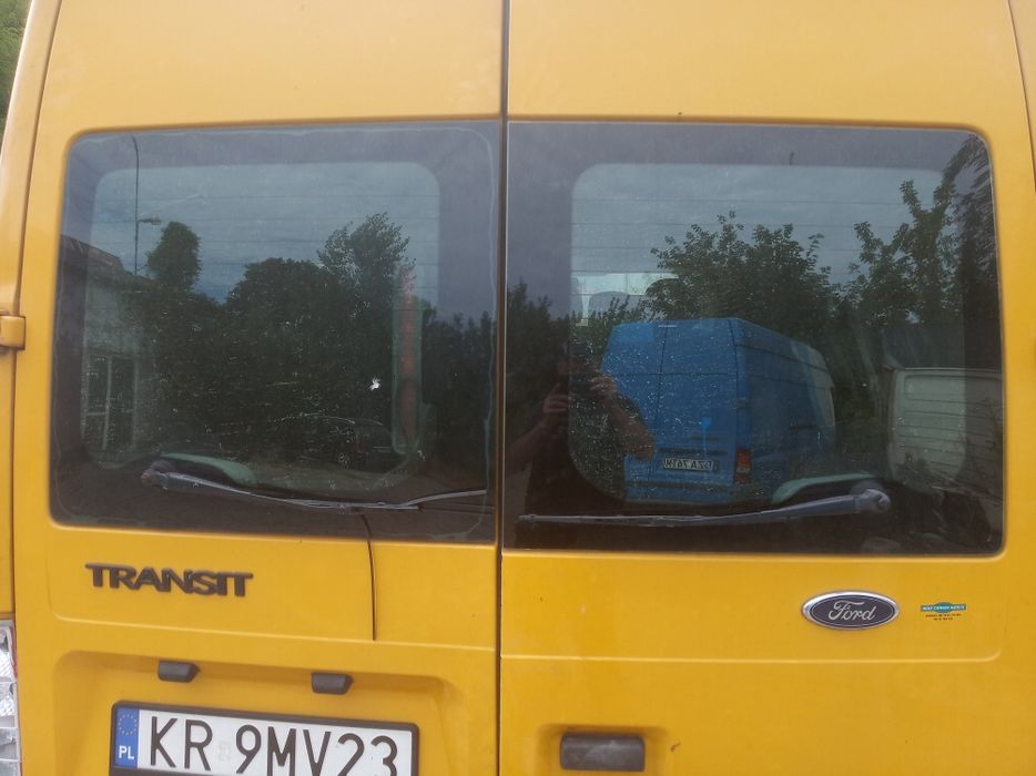 Ford Transit (00-13) Szyba tylnych drzwi.
