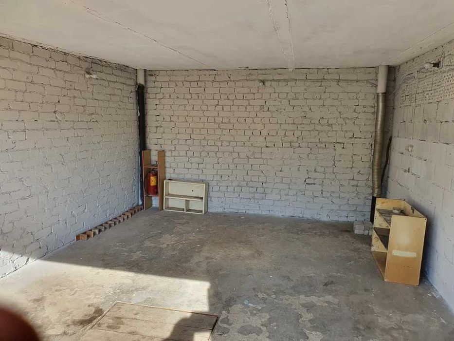 Здається в оренду гараж в АК КЕРМО (віул.Заводська 1-Б)