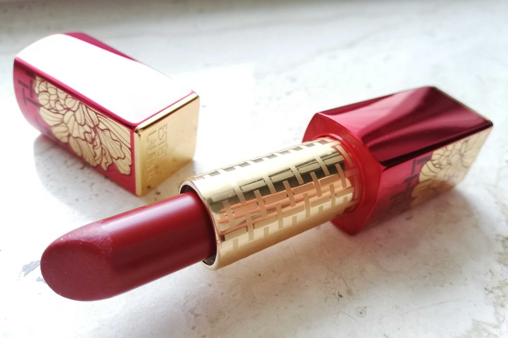 ESTEE LAUDER szminka Pure Color Envy Matte 571 cudo