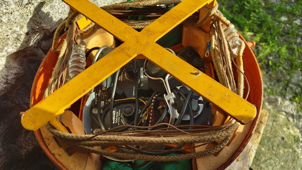 Radio Emissor de emergência completo