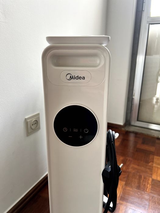 aquecedor elétrico a óleo - Midea NY2513-20MR