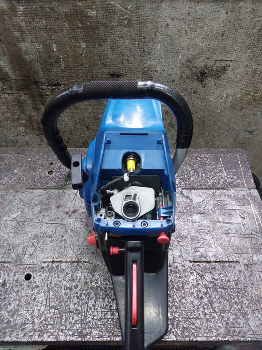 Бензопила БП-52.