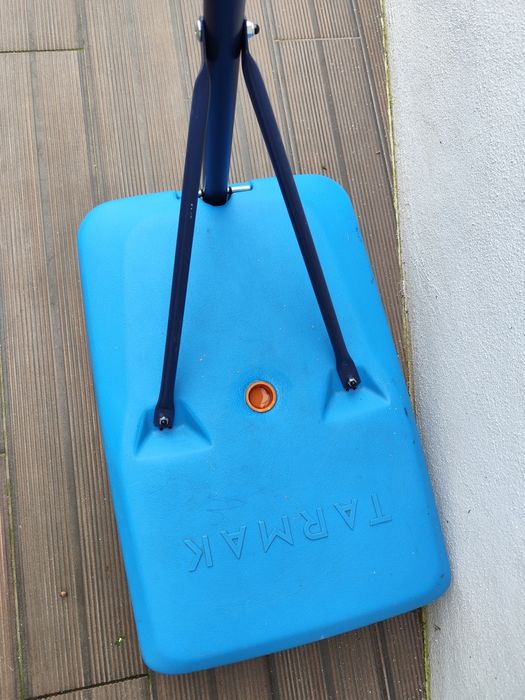 Cesto de basquetebol para criança