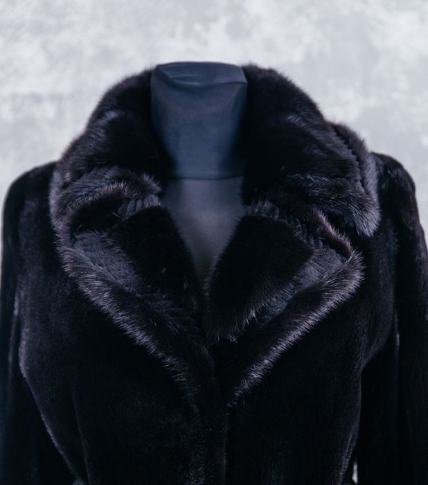 Шуба норкова чорна