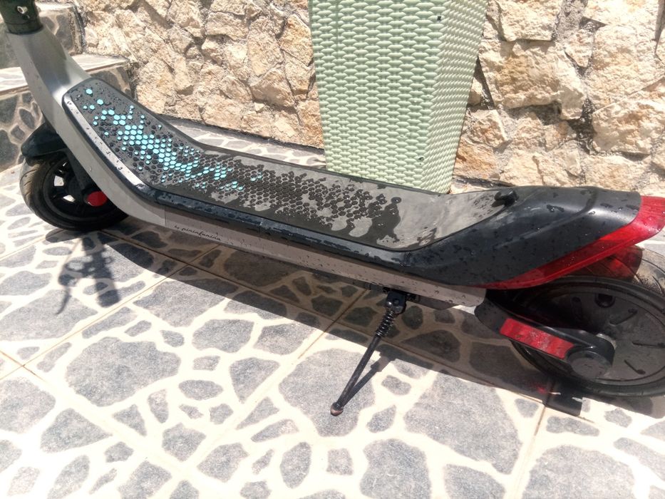 Trotineta eléctrica KPF argento