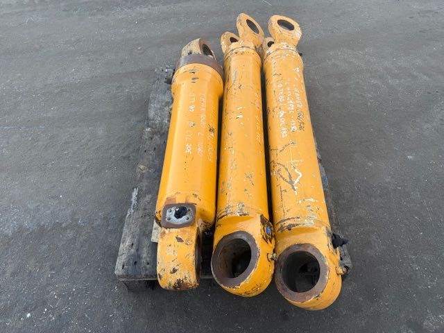 liebherr L 566 siłownik hydrauliczny komplet RO