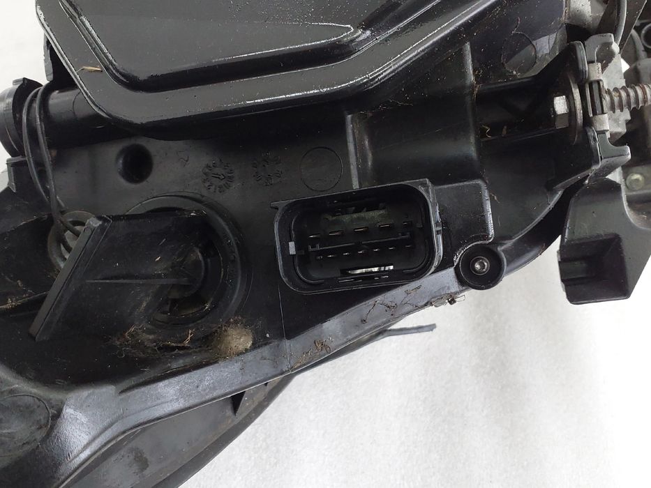 Ótica / farol esquerda BMW 5 Touring (E61)