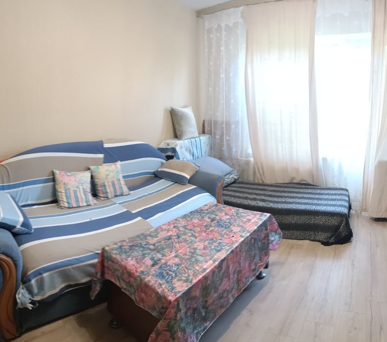 2поверх, газ, бойлер Червоної Калини 37 APPOLO Погодинно+ Подобово  2+