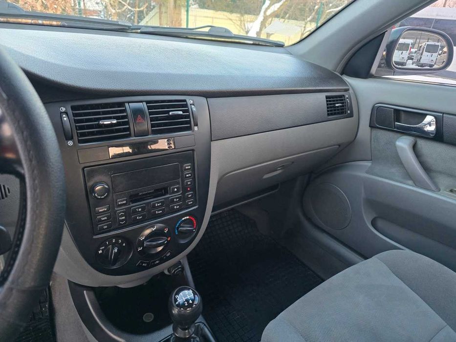 Продам  Chevrolet Lacetti 2004. Можна в розстрочку, під викуп.