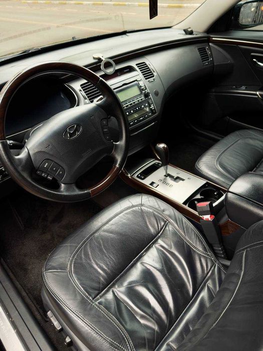 Hyundai Grandeur 2008 VIN KMHFC41DP9A406159 фото оголошення 8 з 9