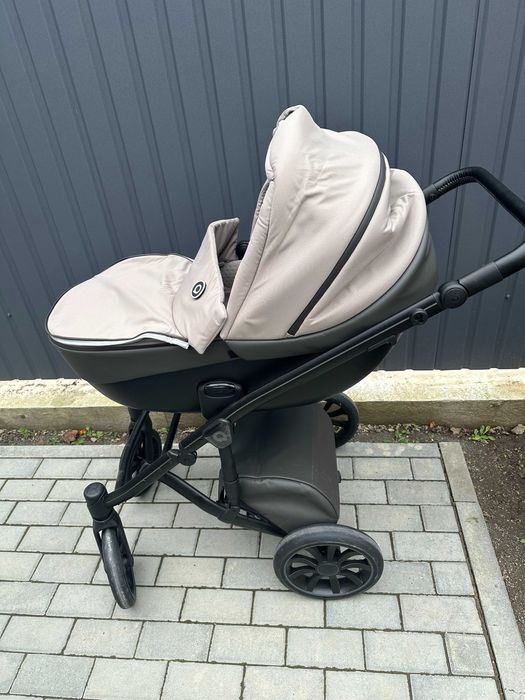 Універсальна коляска 2 в 1