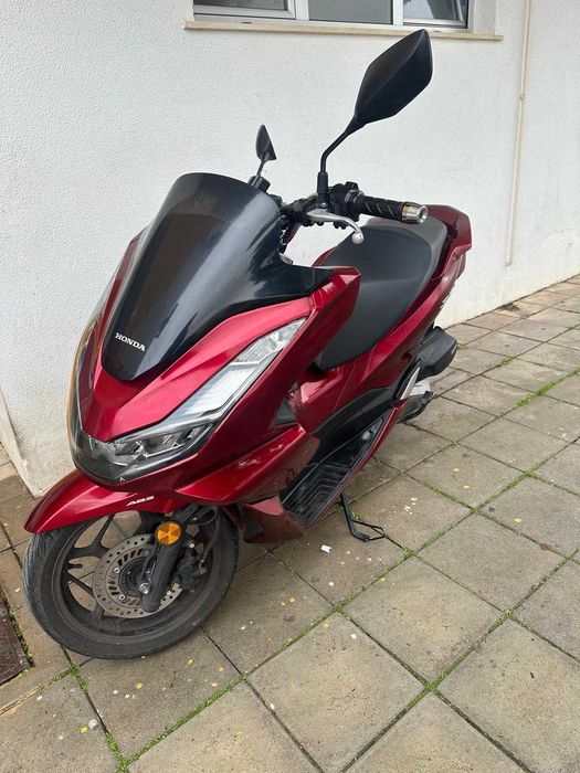 Honda PCX 2022 - Única dona