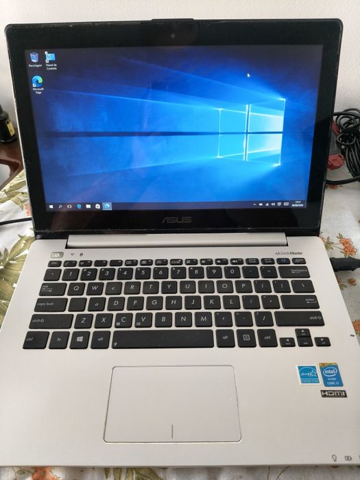 Vendo portátil ASUS cinza bem estimado  i5  ecrã Touch