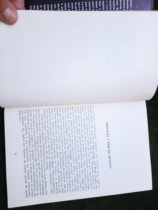 A Arquitectura do Universo	Dos astros, da vida, dos homens- R Jastrow