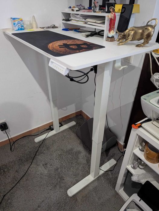 Mesa elétrica 100x60cm ajustável em altura 72cm a 118cm