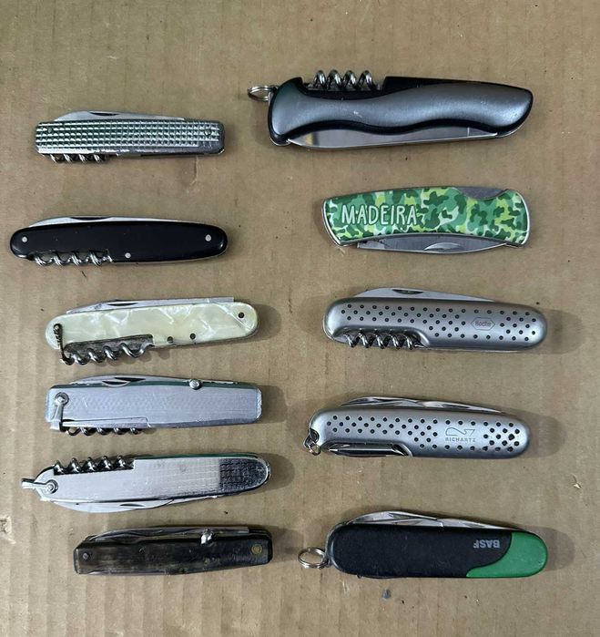 Canivetes Suiços de Várias Marcas