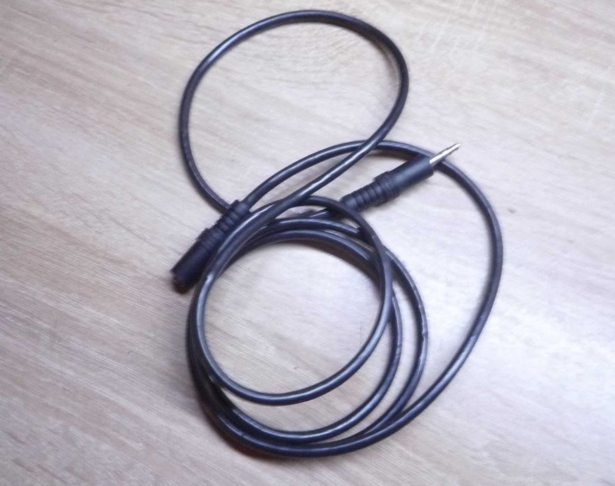 аудіо кабеля по 100 грн.