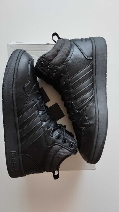 Buty Adidas "Hopps 3.0 Mid Wtr" rozmiar 10,5 na gwarancji.