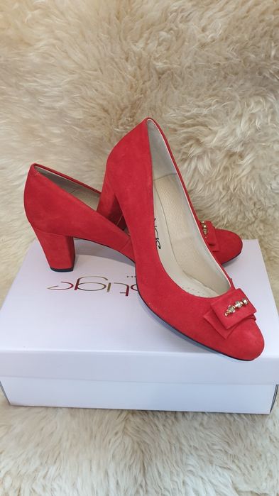 Czółenka czerwone, szare, beżowe zamszowe Prestige roz. 35-40