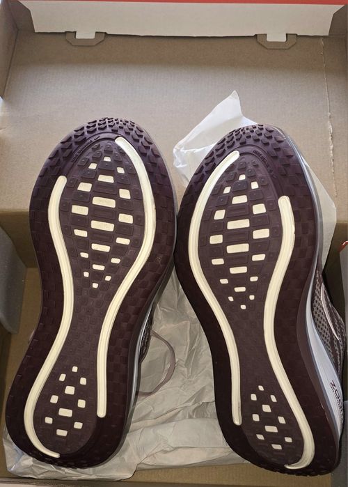 Nike Vomero Plus ( com fatura)