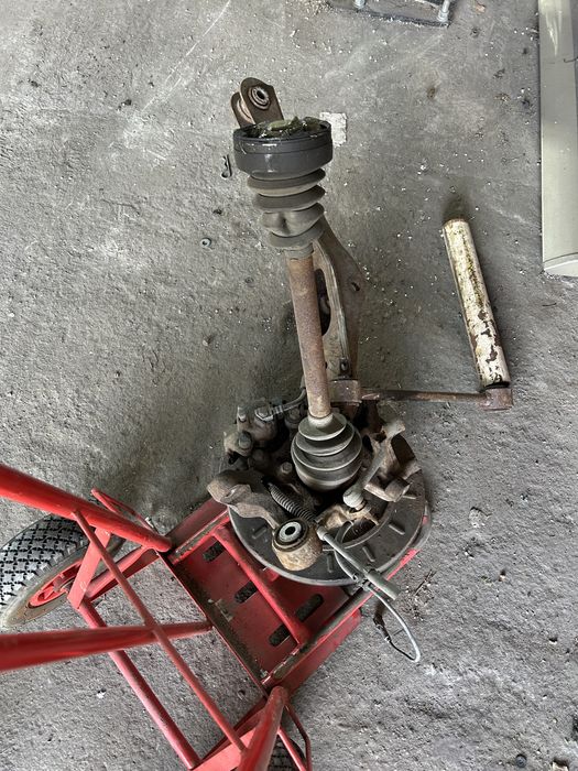 Lincoln Navigator 2007 zwrotnica wahacz polos tył prawa