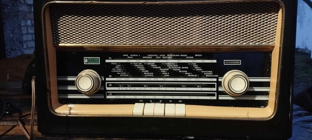 Radio lampowe DIORA/Calypso 62127 PRL – retro, kolekcjonerskie