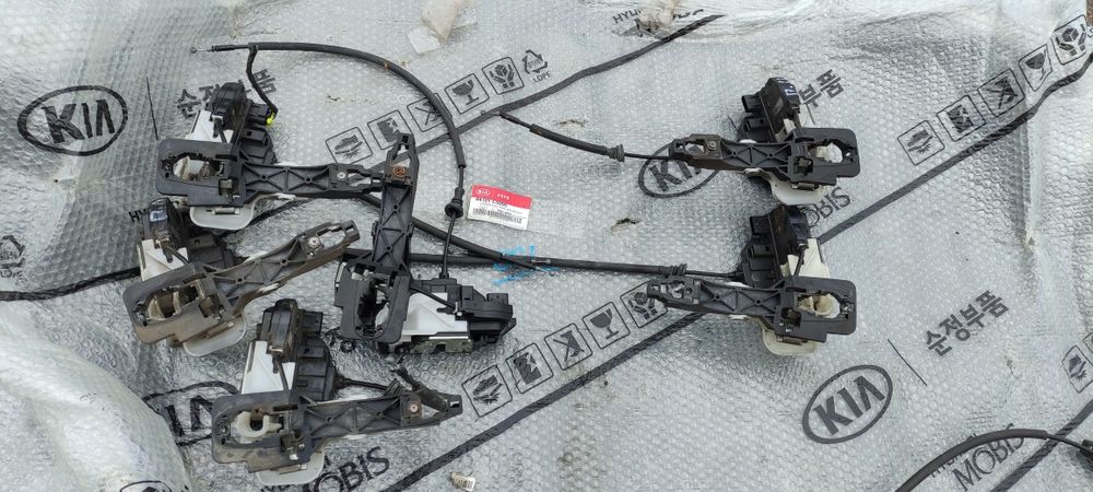 Замок двери Киа Сид,Каренс,Kia Ceed,Carens,Хюндай Соната,Hyundai Sonat