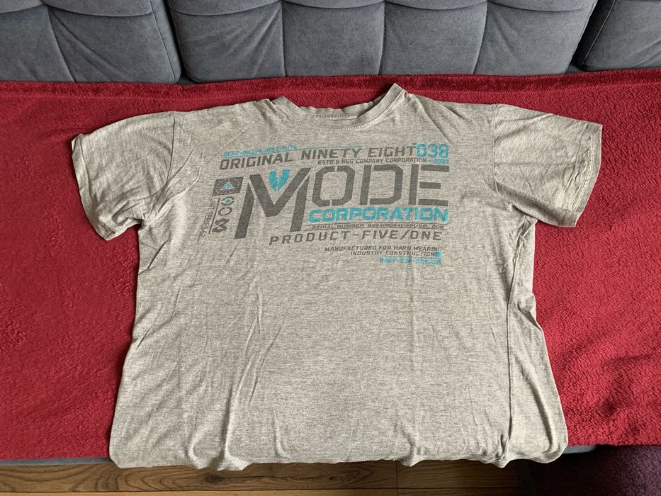 Zadbana szara bluzka męska (L/XL)