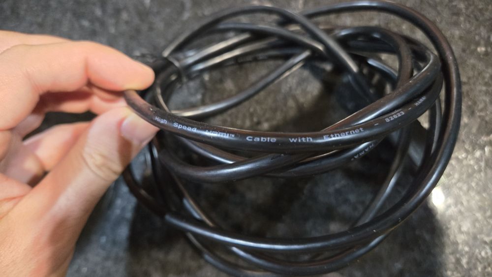 Cabos displayport e Hdmi e micro Hdmi 4k e 8k