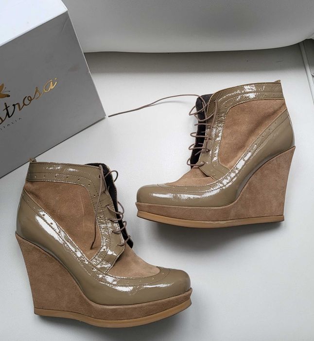 LEO GU botki beżowe koturna roz 40