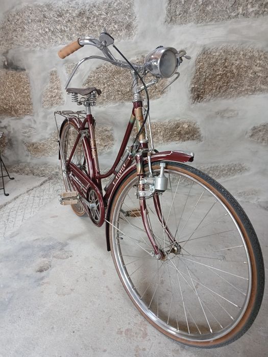 Pasteleira YeYe Luxo Restaurasa