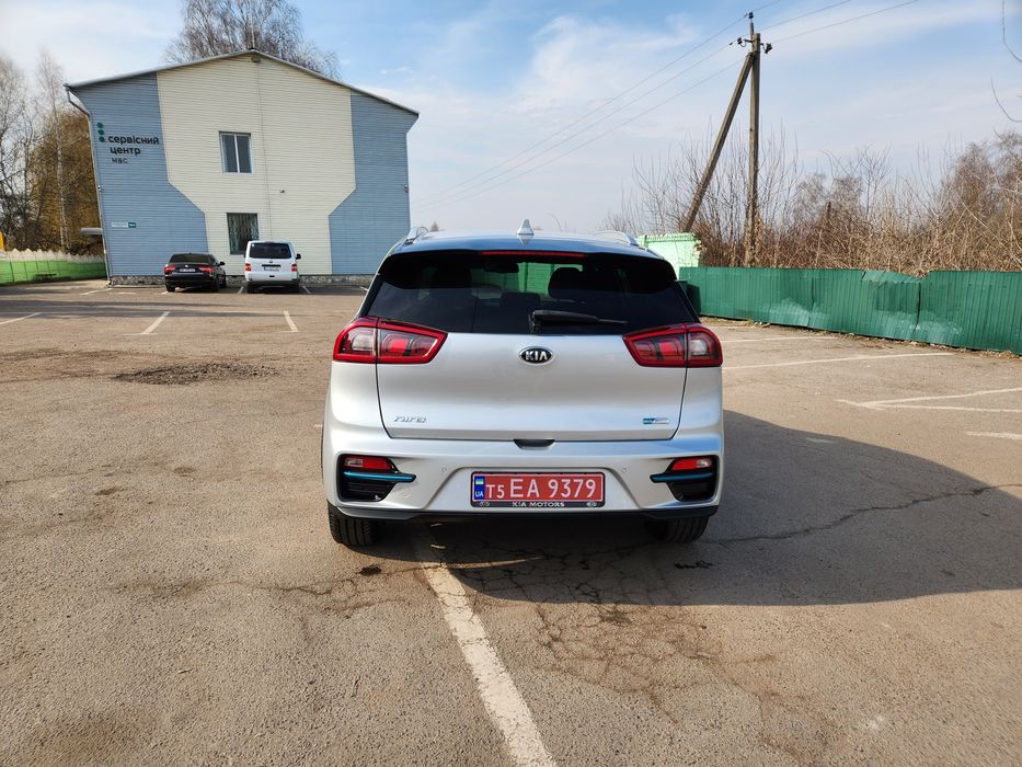 Кіа ніро електрика,  2019 рік, максимальна комплектація