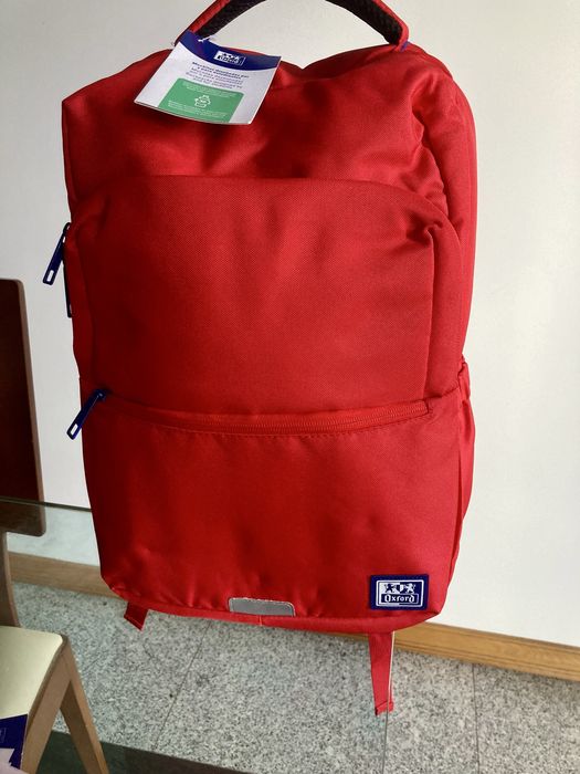 Mochila vermelha Oxford