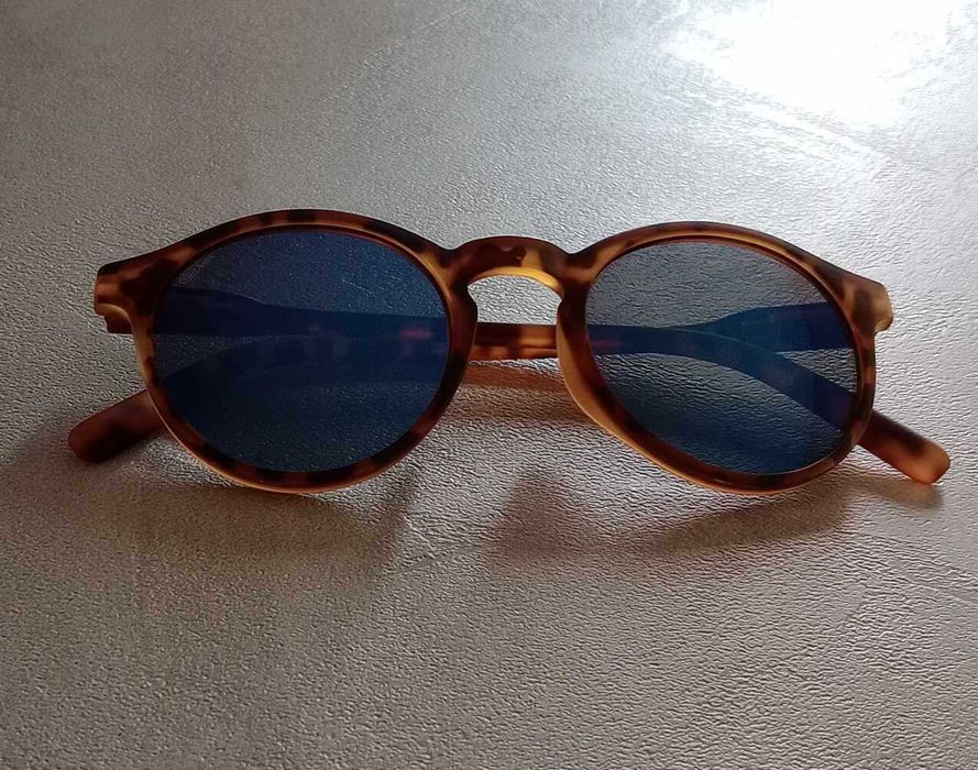 Óculos de Sol Broolls Earth UV400 – com caixa e acessórios - Novos