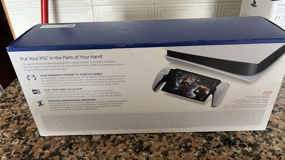 Play station 5 Portal