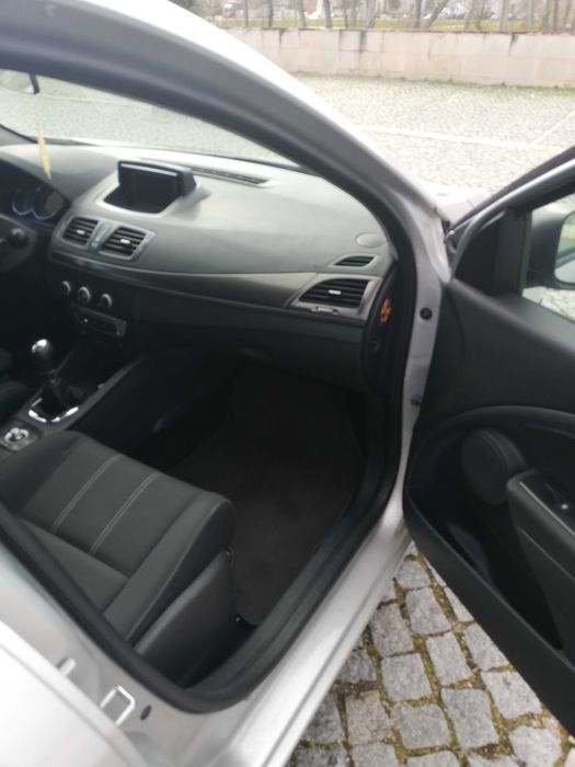 Renault Megane 1.5 DCI 110cv Sport Tourer vendo/troco.