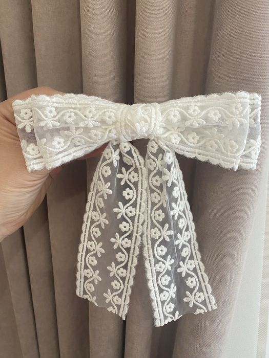 Бант для волосся