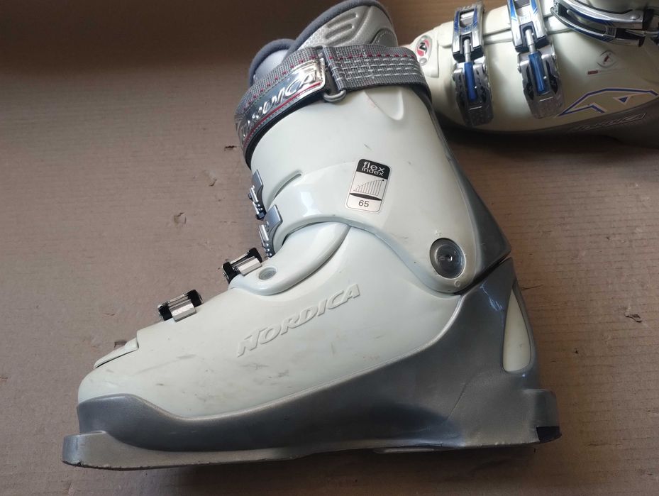 buty narciarskie Nordica 24 / 24,5 37 / 38