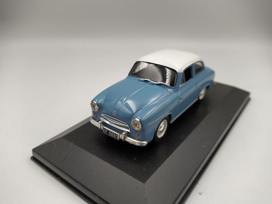 Syrena 102 deagostini kultowe auta PRL 1:43