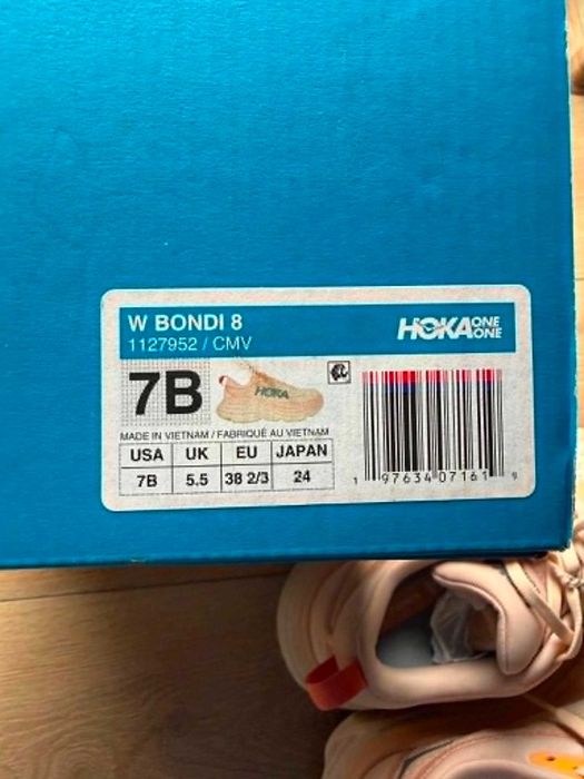Hoka Bondi 8 (1127952 / CMV)