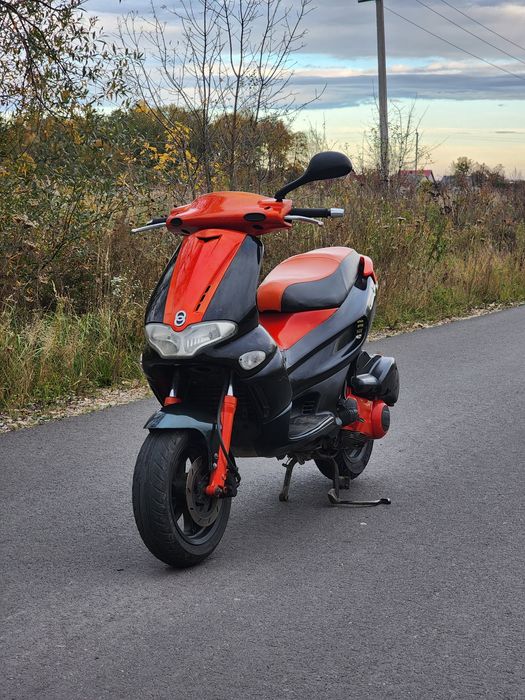 GILERA runner VXR 200