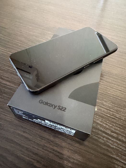 Samsung  galaxy S22 8/128