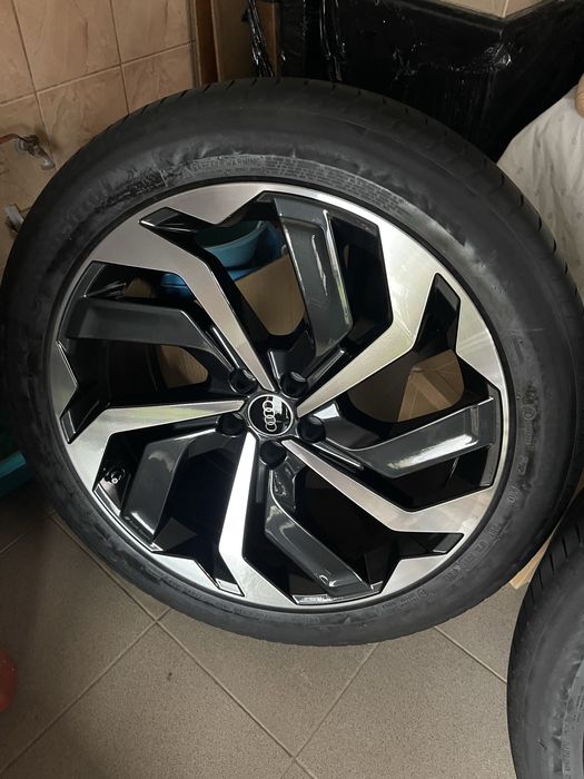 Колеса диски резина Audi e-tron  S Q7,8 R21