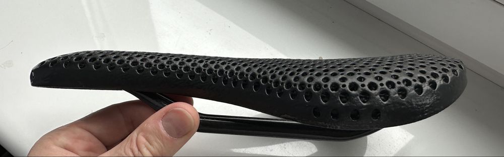 Siodełko rowerowe Posedla Joyseat 3D, szerokość 146 mm, waga 170 g, wersja uniwersalna