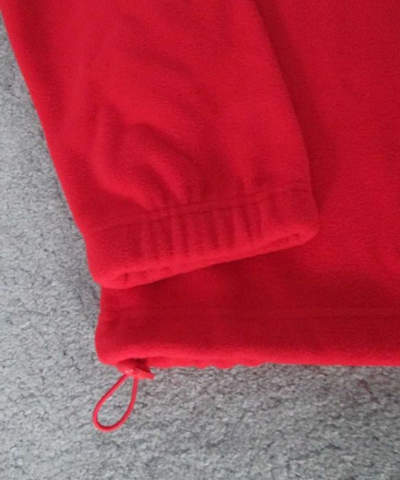 Czerwona męska bluza z polaru, bluza polo