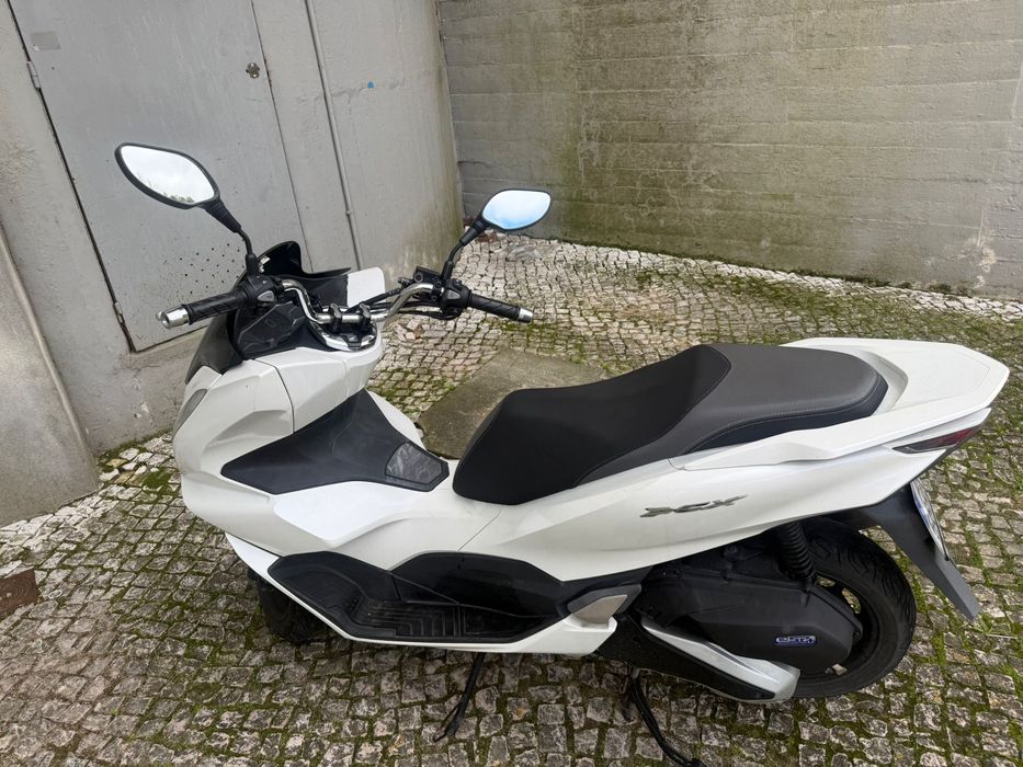 Vendo moto PCX 125.