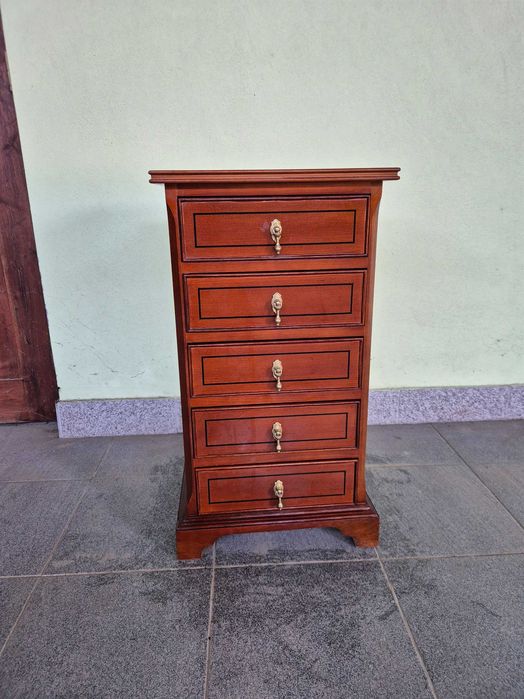 Movél gaveteiro alto