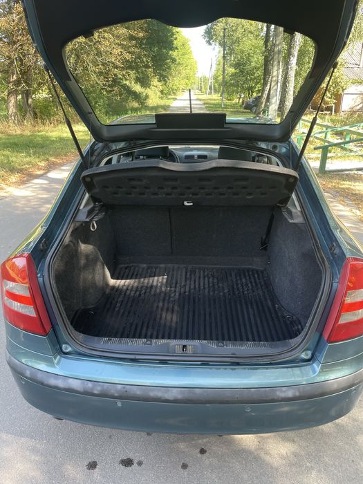 Продам SKODA OCTAVIA a5 1.6 mpi